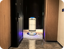 Load image into Gallery viewer, Panda Hotel high-end delivery robot — Office Building
